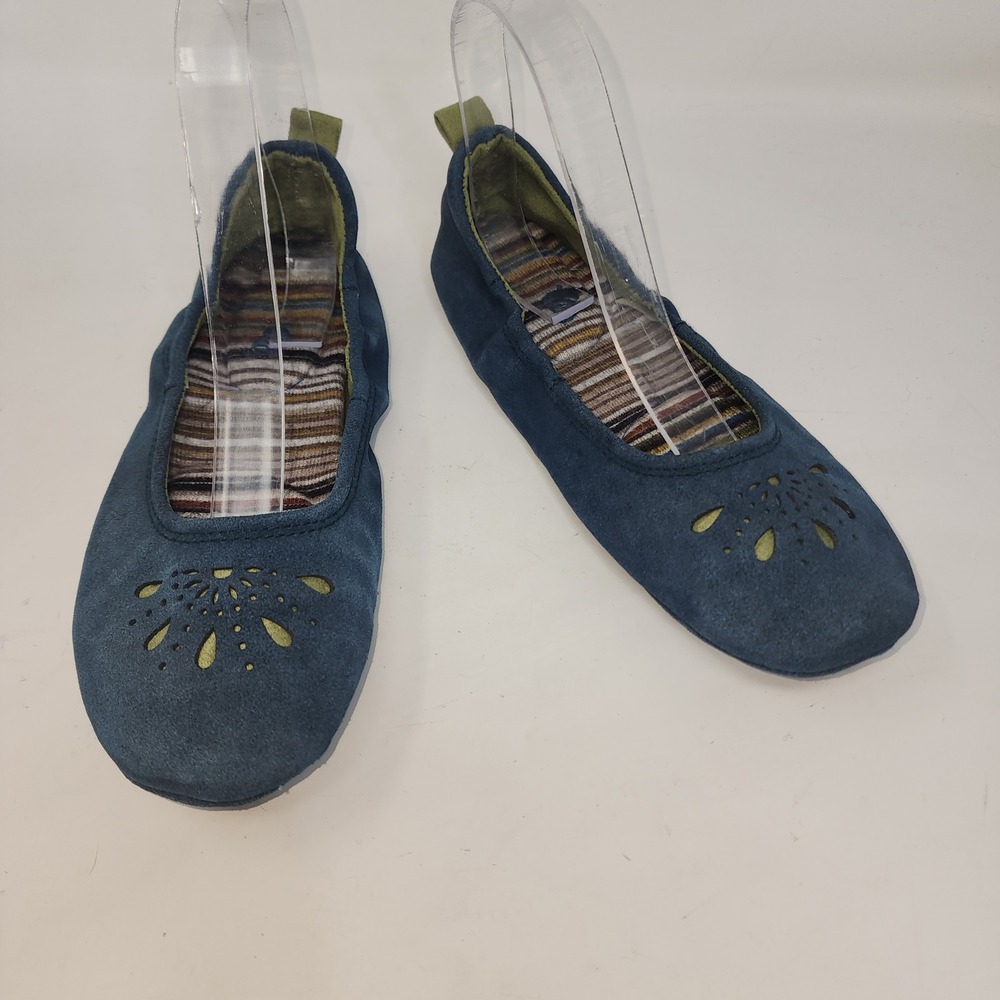 Acorn Ballet Flat Slippers Women 7 Blue Suede Laser Cut Floral‎ A10001PAC